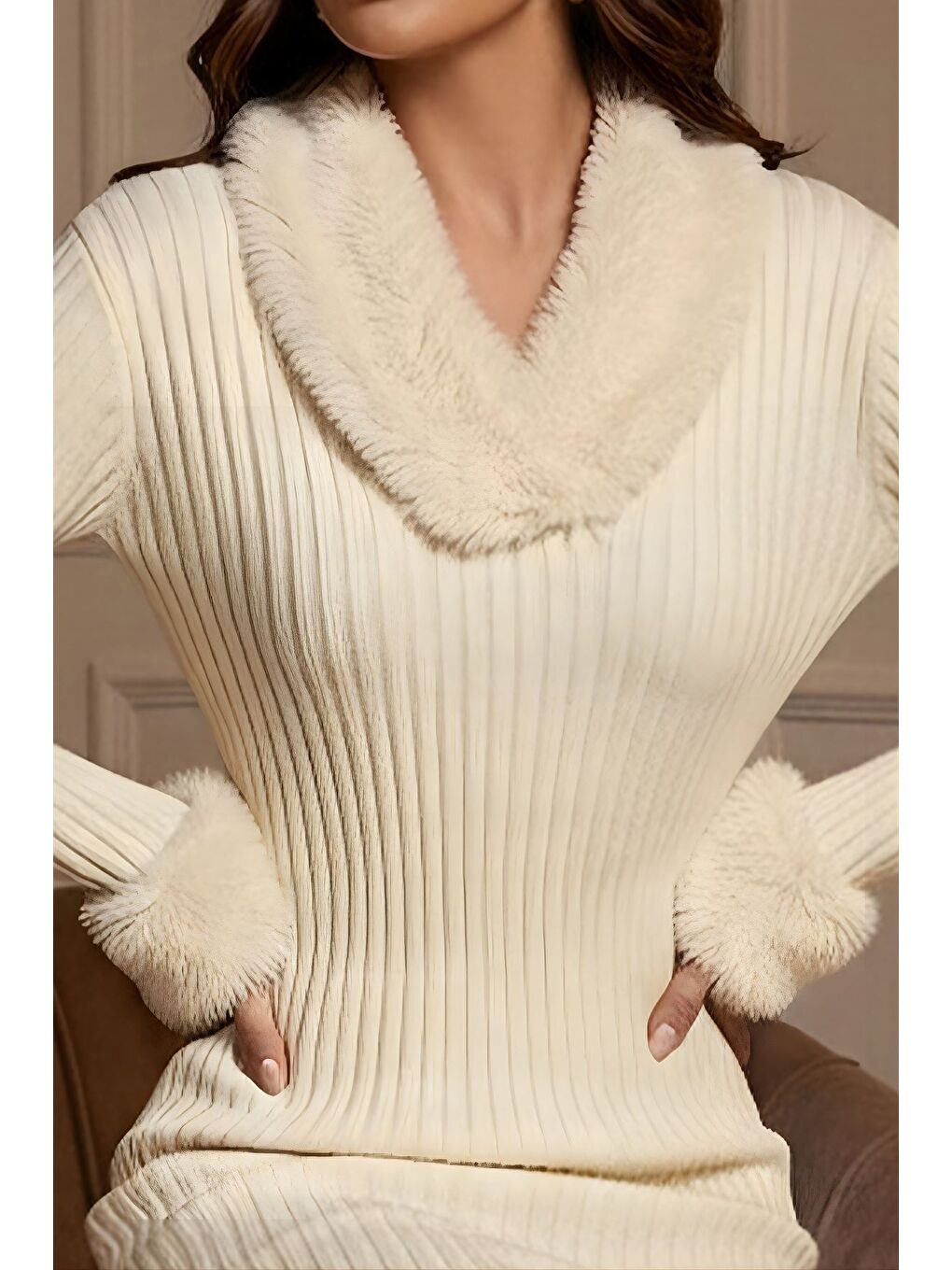 Ekru Kadın Yumoş Sakallı Triko Elbise-2