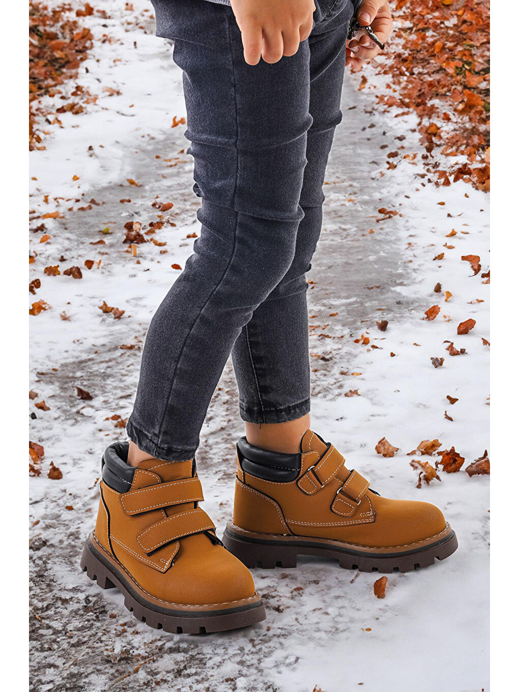 Kahverengi Azka Cırtlı Kız Çocuk Bot Ayakkabı-2