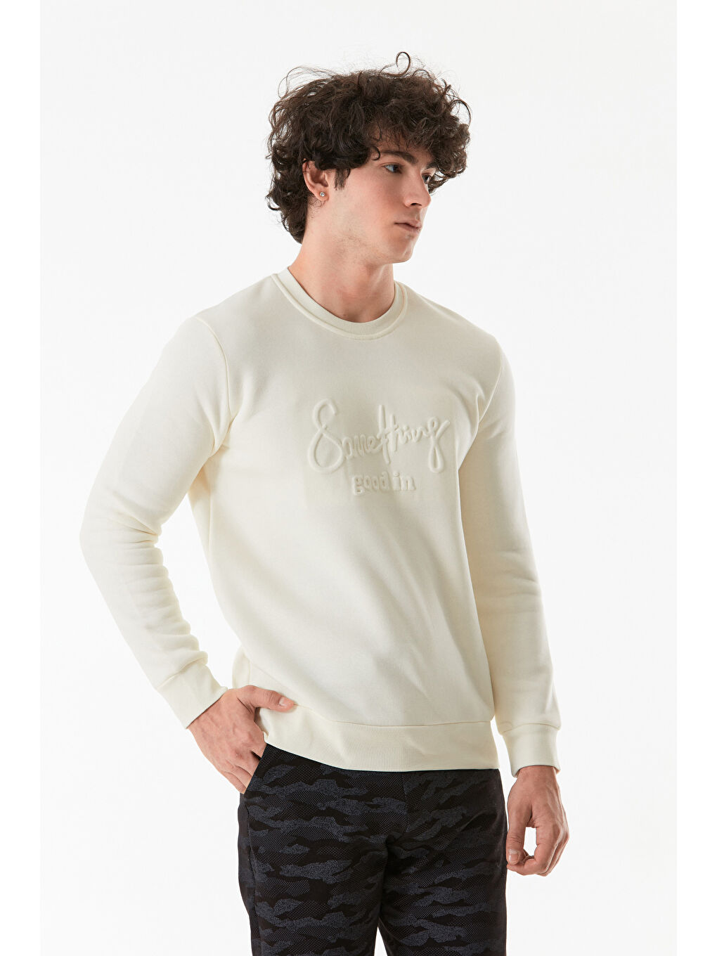 Fullamoda Ekru Kabartmalı Bisiklet Yaka Sweatshirt