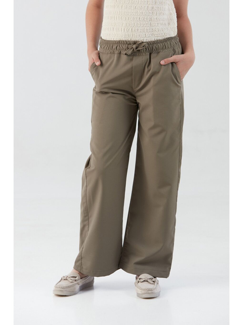 Bej Beli Bağlamalı Paraşüt Kumaş Kız Çocuk Pantolon-1