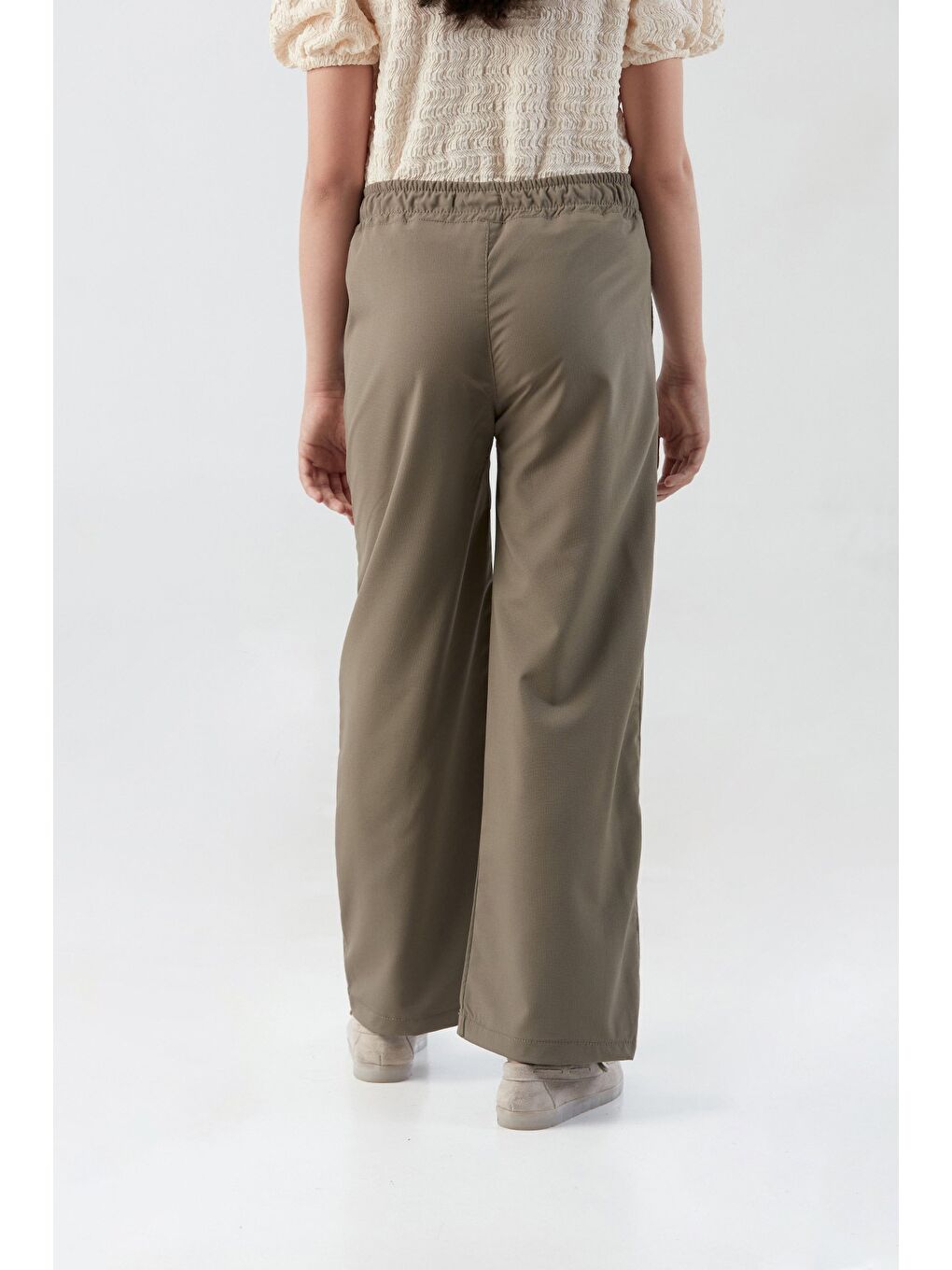 Bej Beli Bağlamalı Paraşüt Kumaş Kız Çocuk Pantolon-4