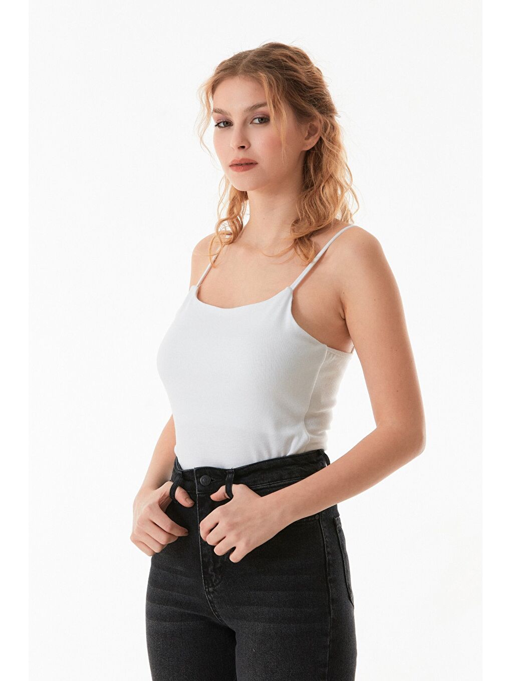 Beyaz Basic Çıtçıtlı İp Askılı Body-1