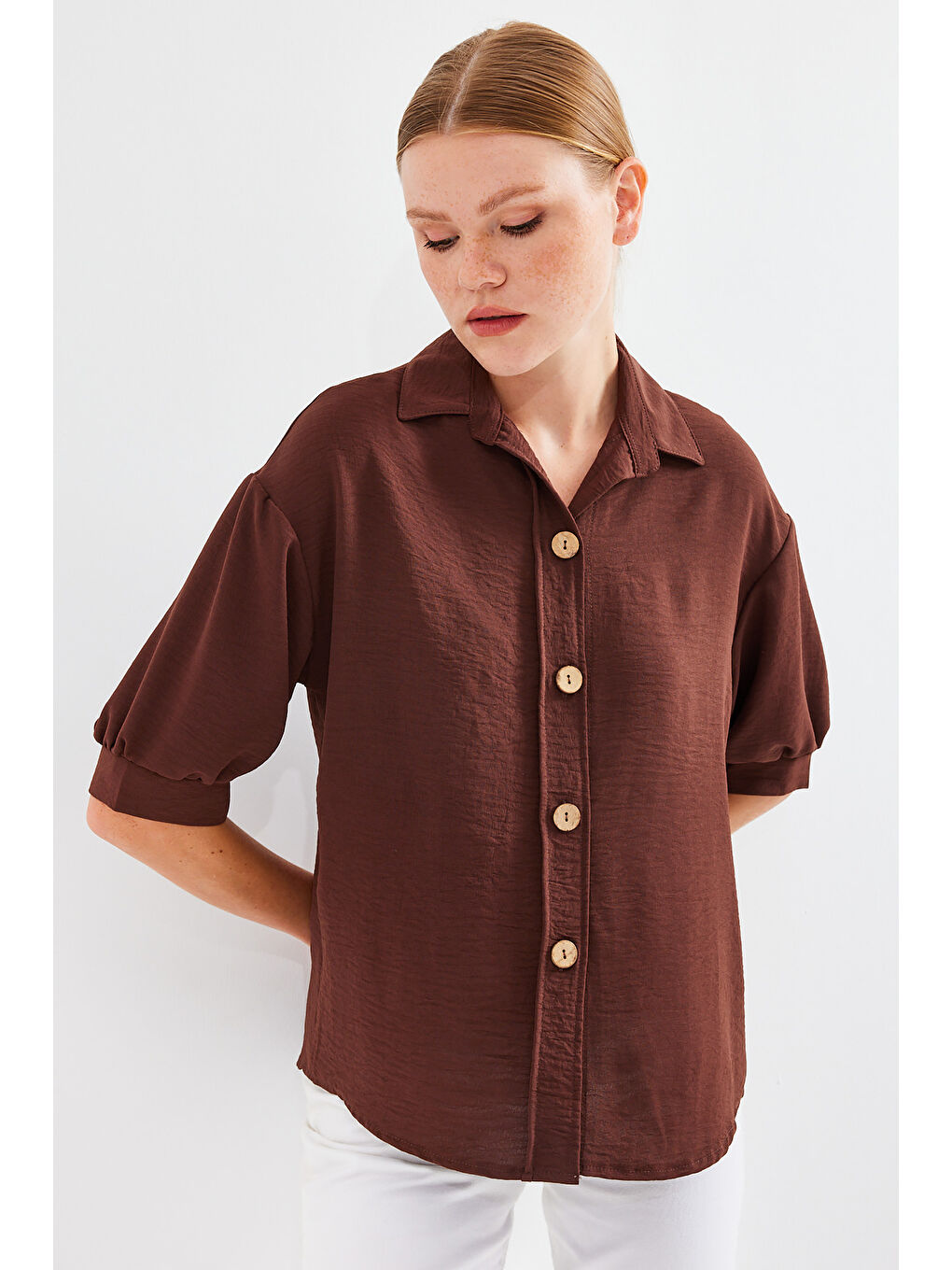 Kısa Kol Oversize Keten Gömlek 20240 - Kahverengi