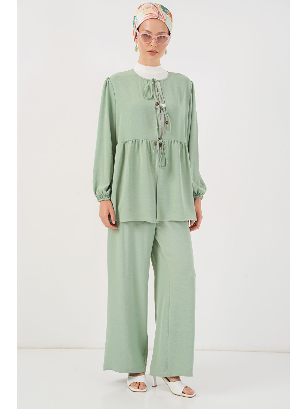 Yeşil Kadın Önü Bağcıklı Tunik Pantolon İkili Takım 6744 - Mint
