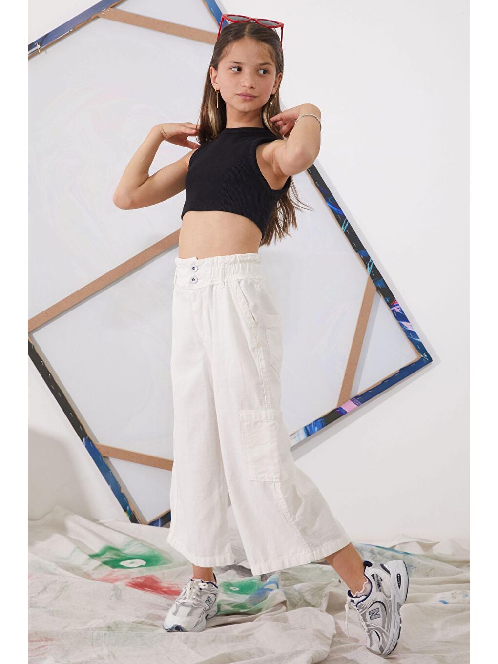 Beyaz Yüksek Bel Armürlü Kız Çocuk Pantolon 18926-2