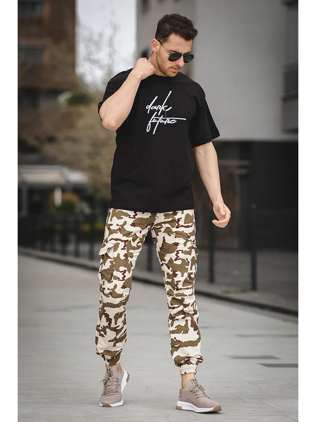 Siyah Dark Future Enjeksiyon Baskı Erkek  Tişört-1