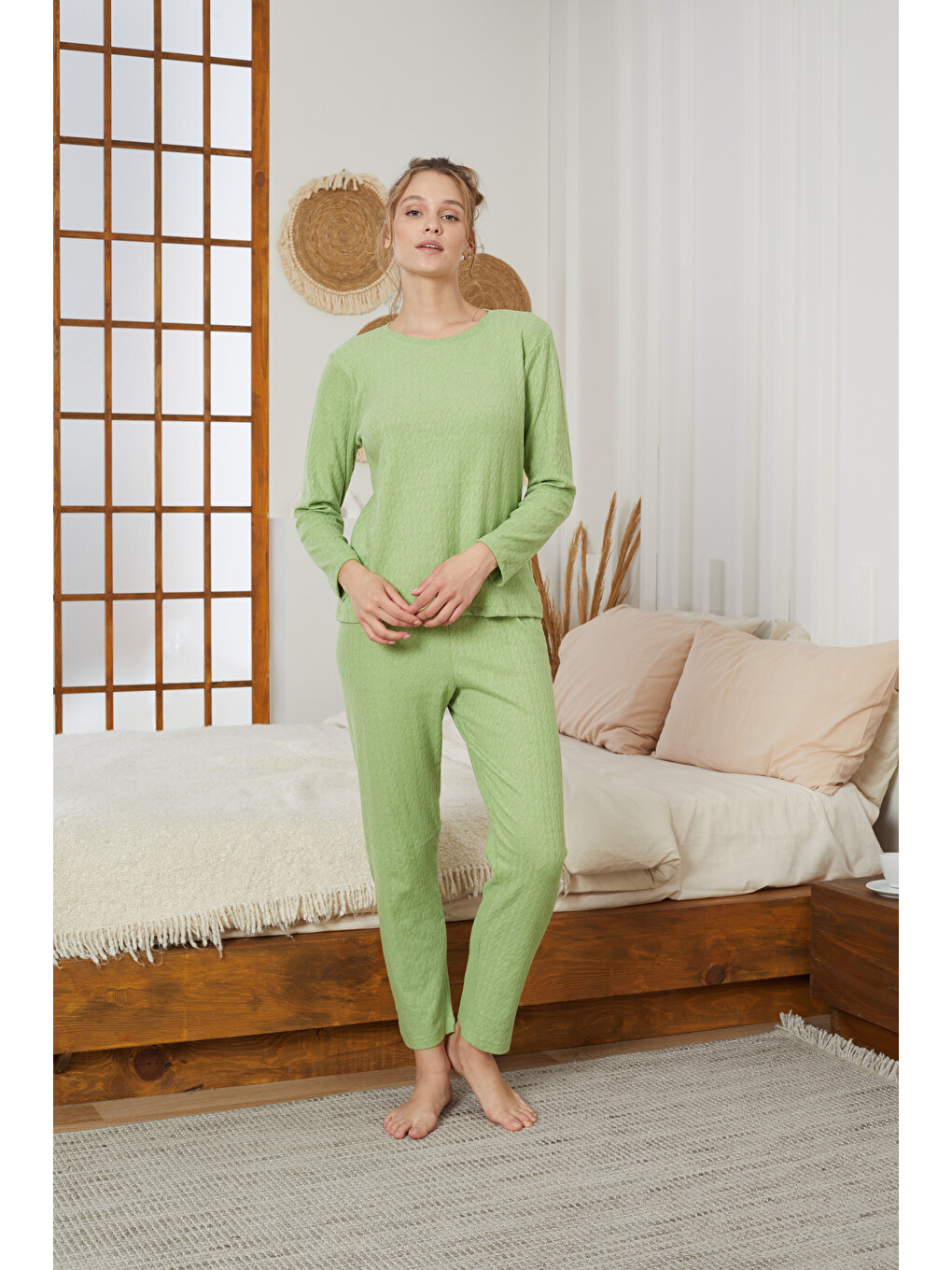 Yeşil Şardonlu Kışlık Örme Pijama Takım25226002