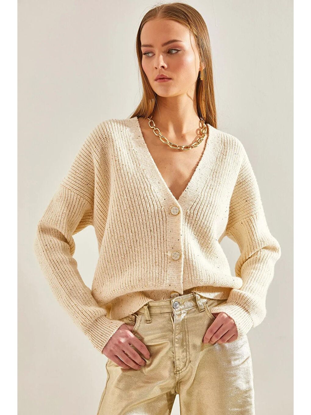 Ekru Kadın Pullu Düğmeli Hırka-4