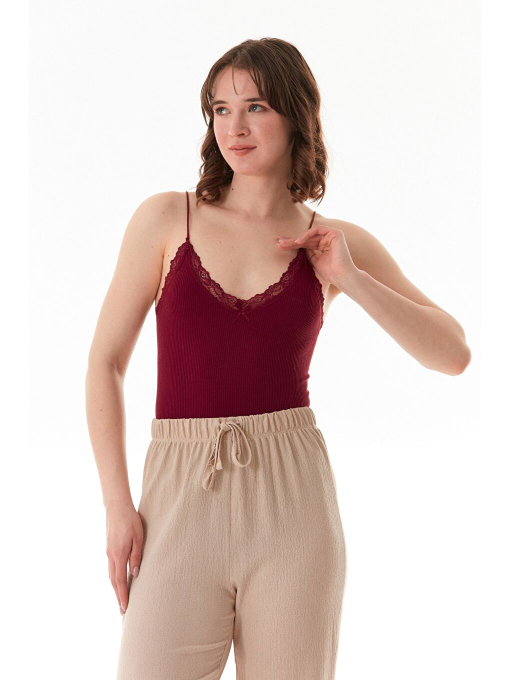 Bordo Fitilli Dantelli Kurdele Detaylı Çıtçıtlı Body-2