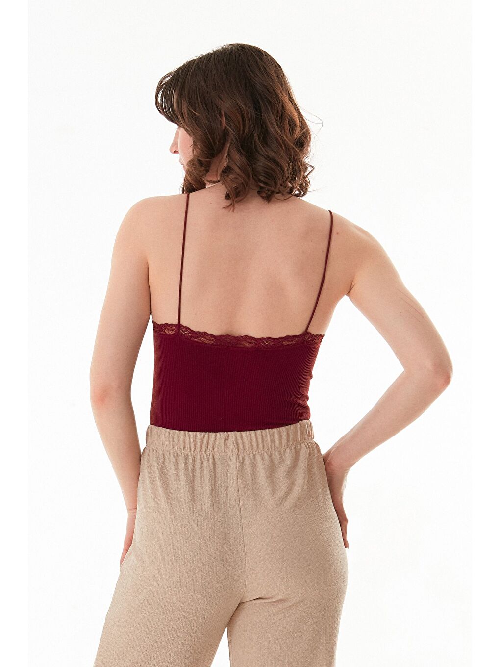 Bordo Fitilli Dantelli Kurdele Detaylı Çıtçıtlı Body-4