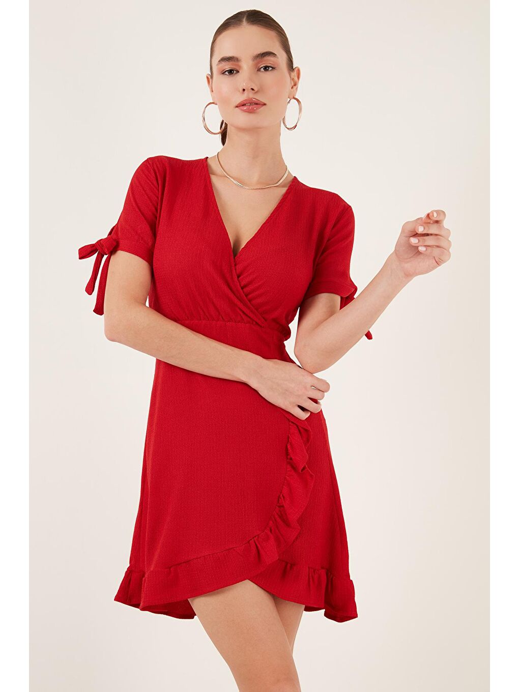 Kırmızı Fırfırlı Kruvaze Yaka Kısa Kollu Krinkıl Esnek Elbise 5865016