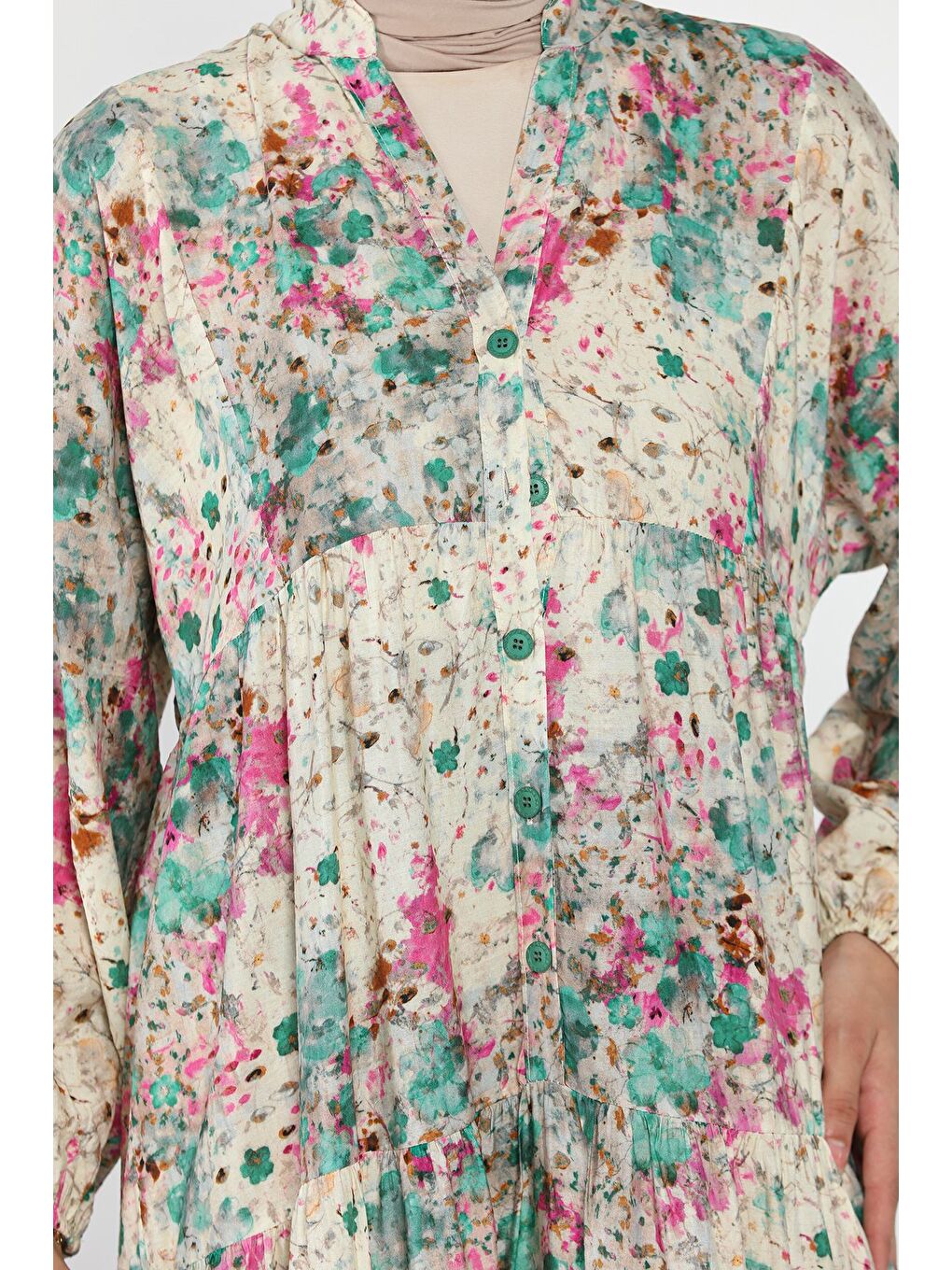 Bej Çiçek Desenli Ön Düğmeli Mevsimlik Tesettür Elbise-6