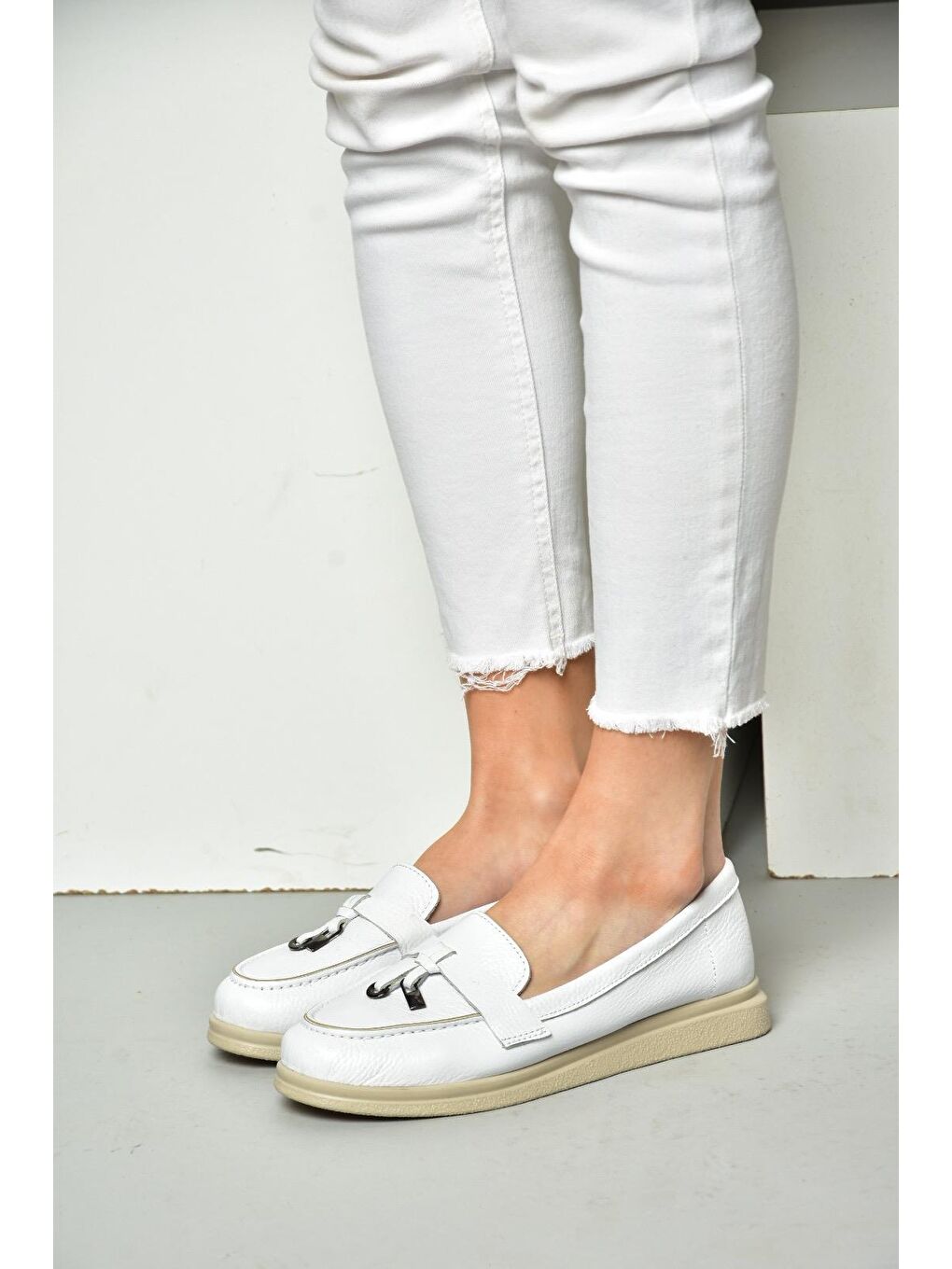 P5550141 Beyaz Kadın Ayakkabı-1