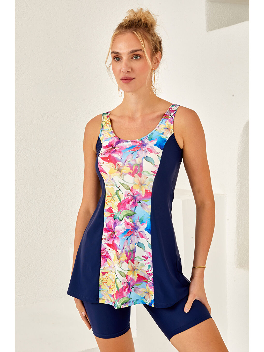 Sıfır Kol Şortlu Yarı Kapalı Mayo 4155 Lacivert01-4