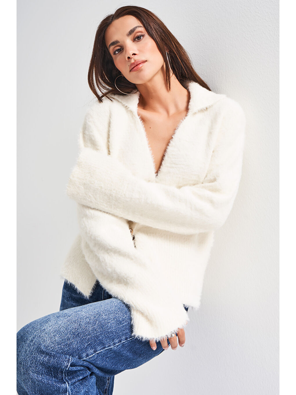 Kadın Ekru Renk w5-2 Önü Düğmeli Özel Dokuma Oversize Hırka-1