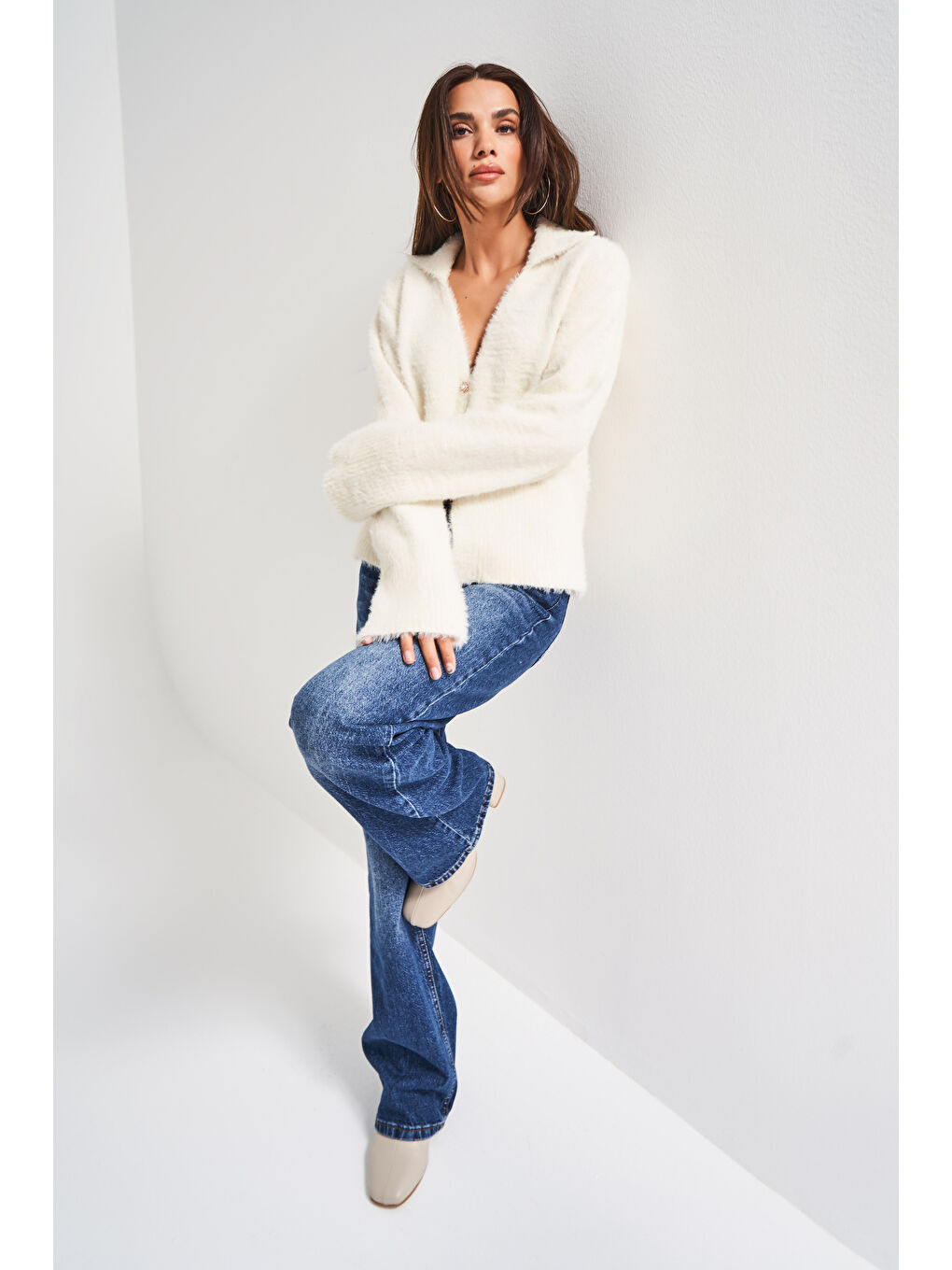 Kadın Ekru Renk w5-2 Önü Düğmeli Özel Dokuma Oversize Hırka-2