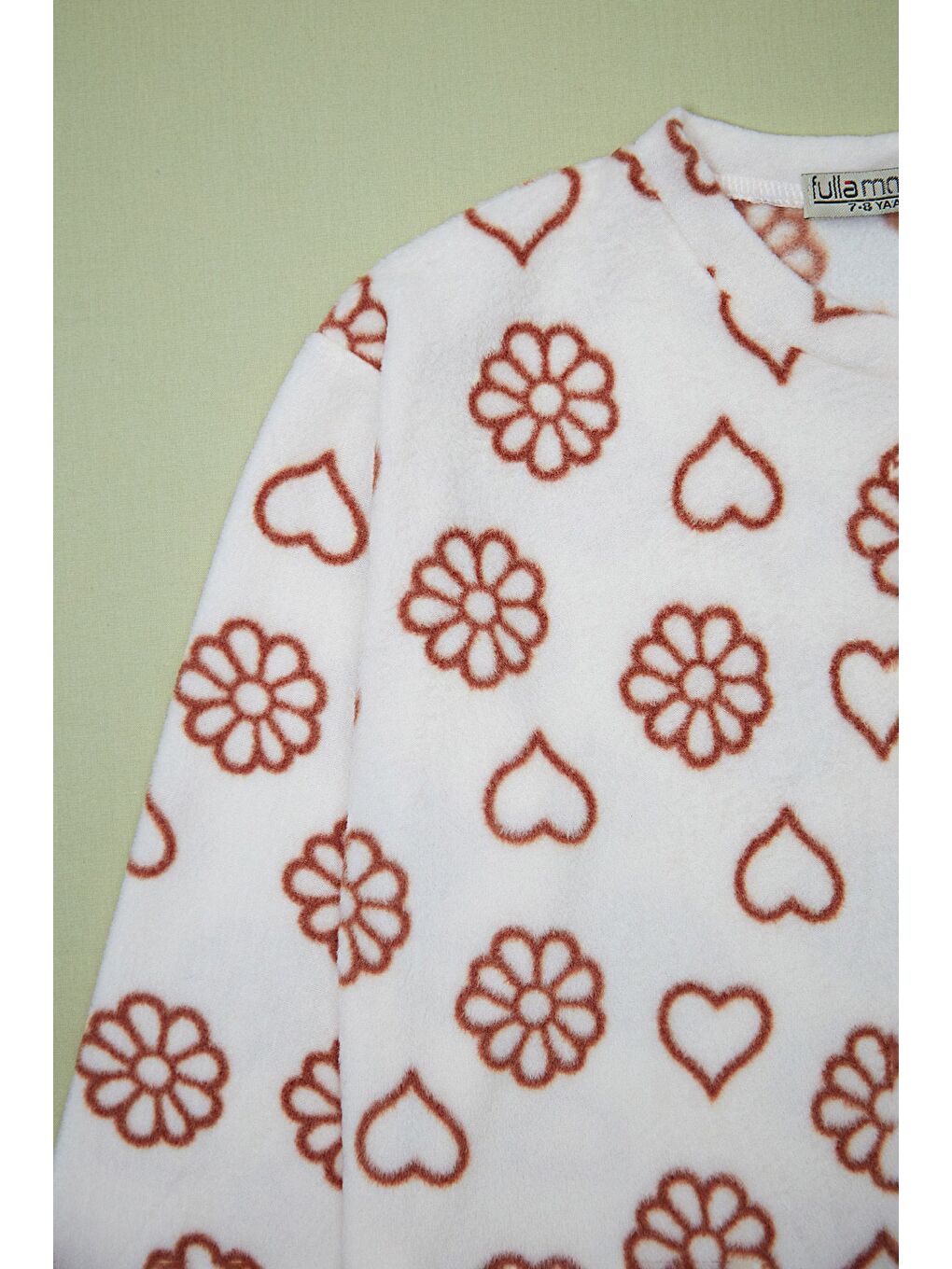 Bej Kalp Ve Çiçek Desenli Kız Çocuk 2 Li Polar Takım-2