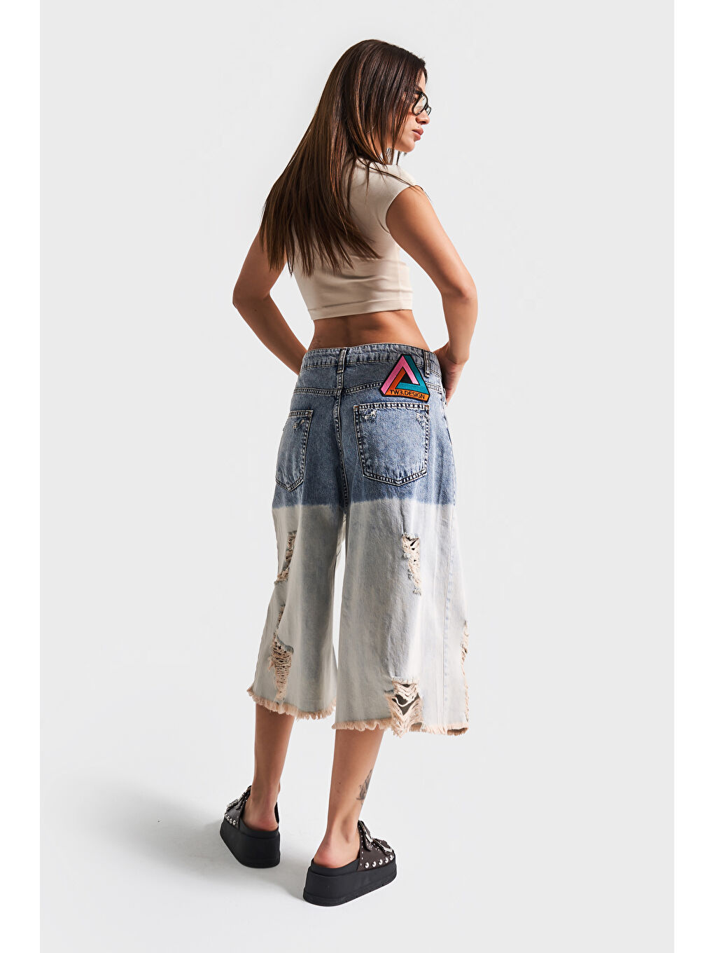 Mavi Kadın Jean Rengi Çift Renk Yırtık Detaylı Maxi Boy  100 Pamuk Tasarım Denim Şortolon-3