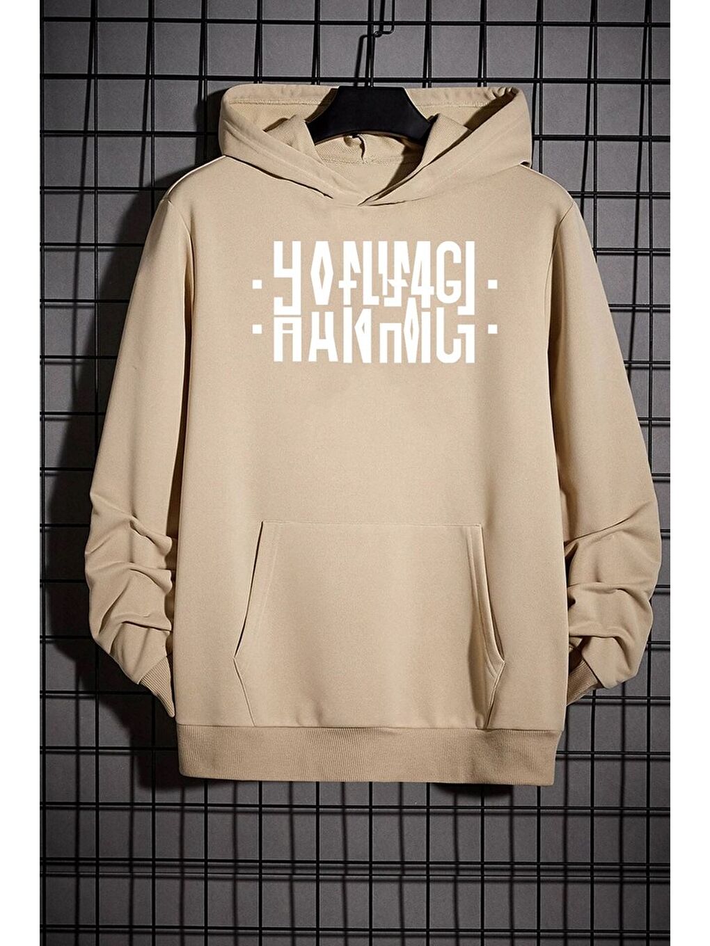 uyguntarz Bej Hanımcı Yazılı Katlamalı Sweatshirt