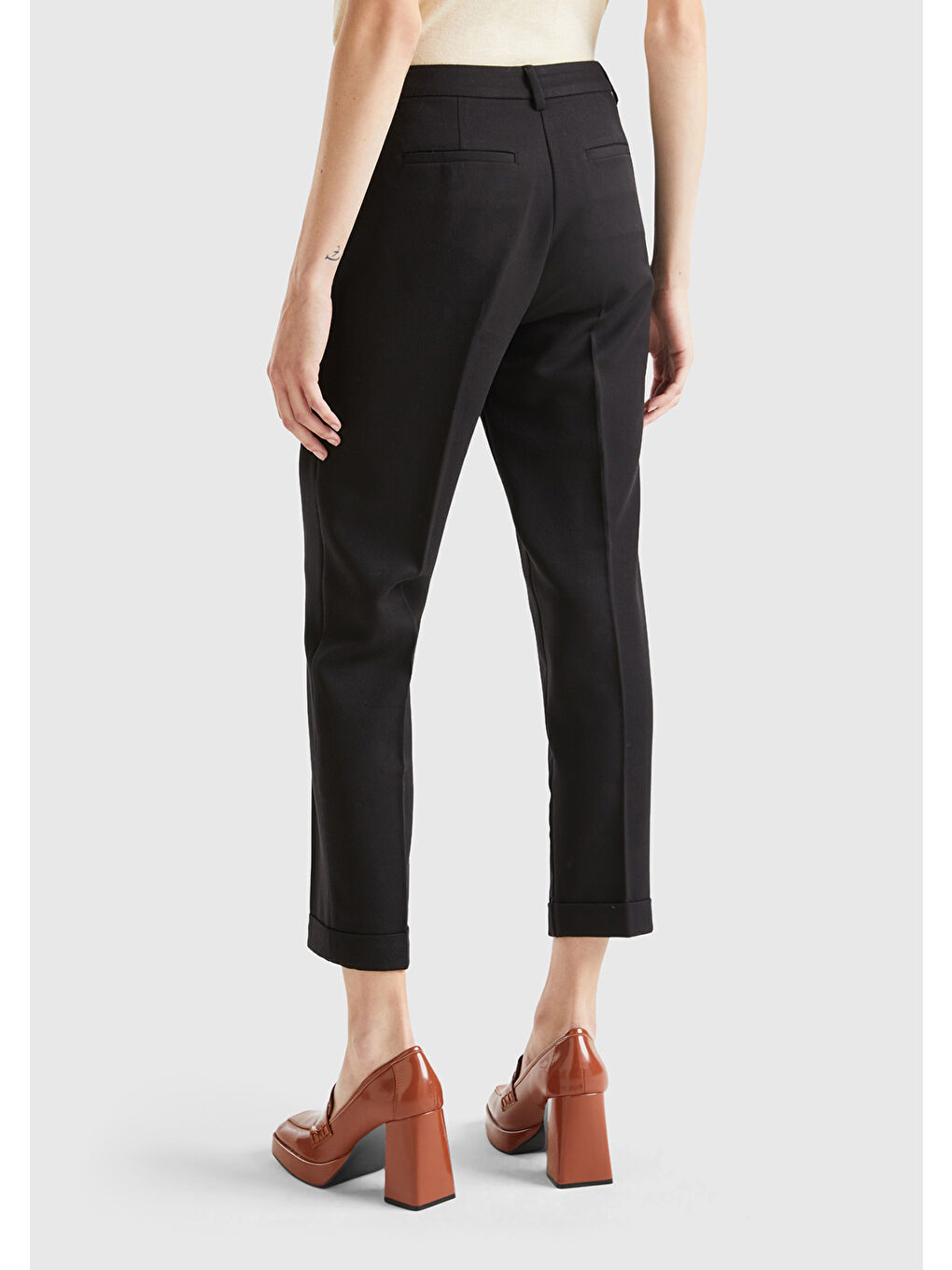 Kadın Siyah Poliviskoz Regular Fit Duble Paça Pantolon-2