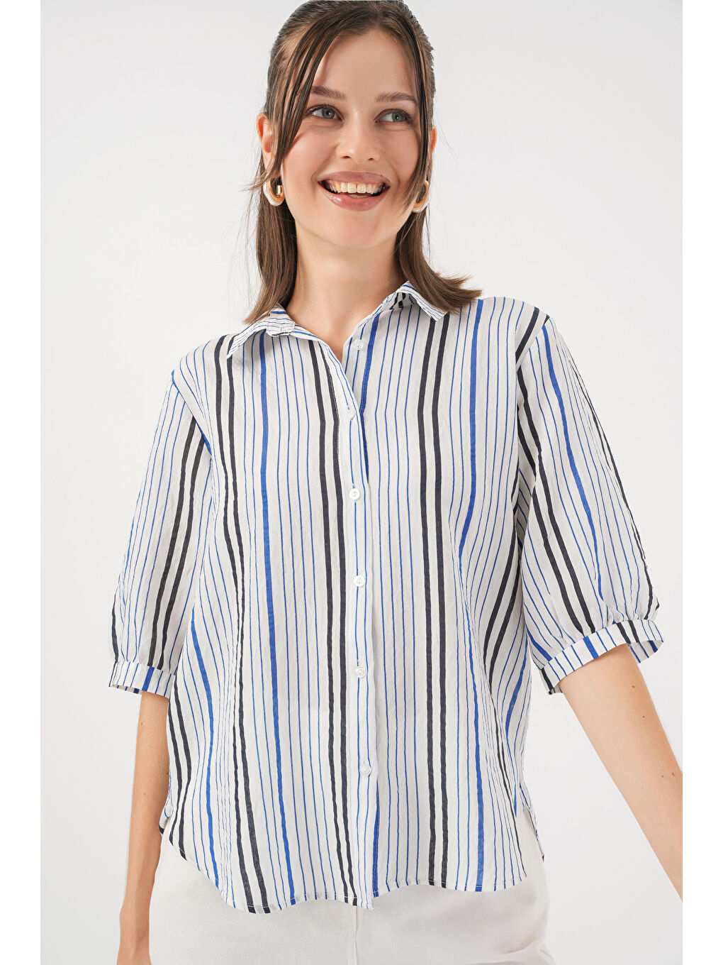 Kadın Çizgili Kısa Kol Gömlek 20345 - Lacivert