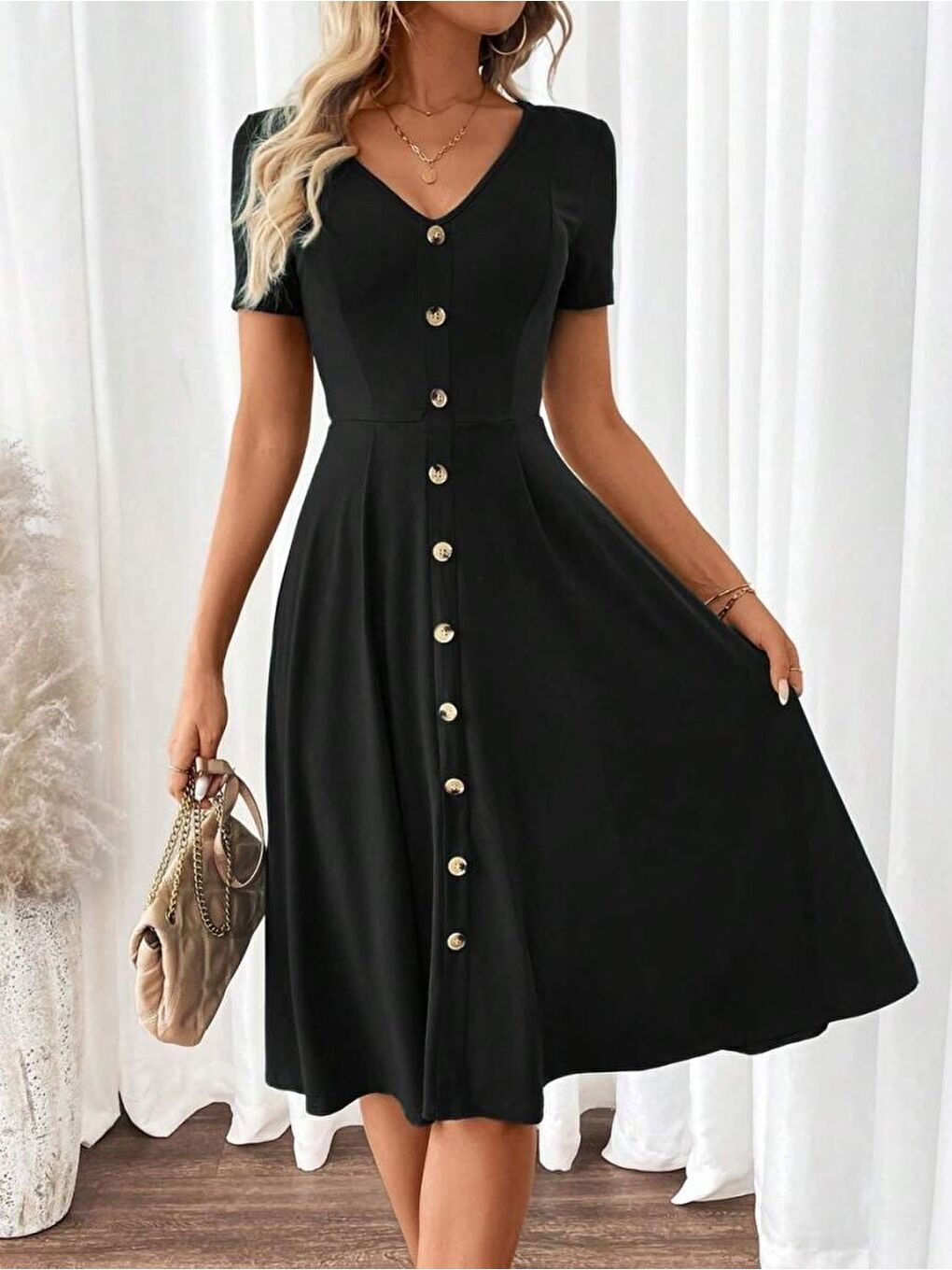 Siyah Kadın Kısa Kollu V Yakalı önden Düğmeli A Kesim Dokuma Elbise-1