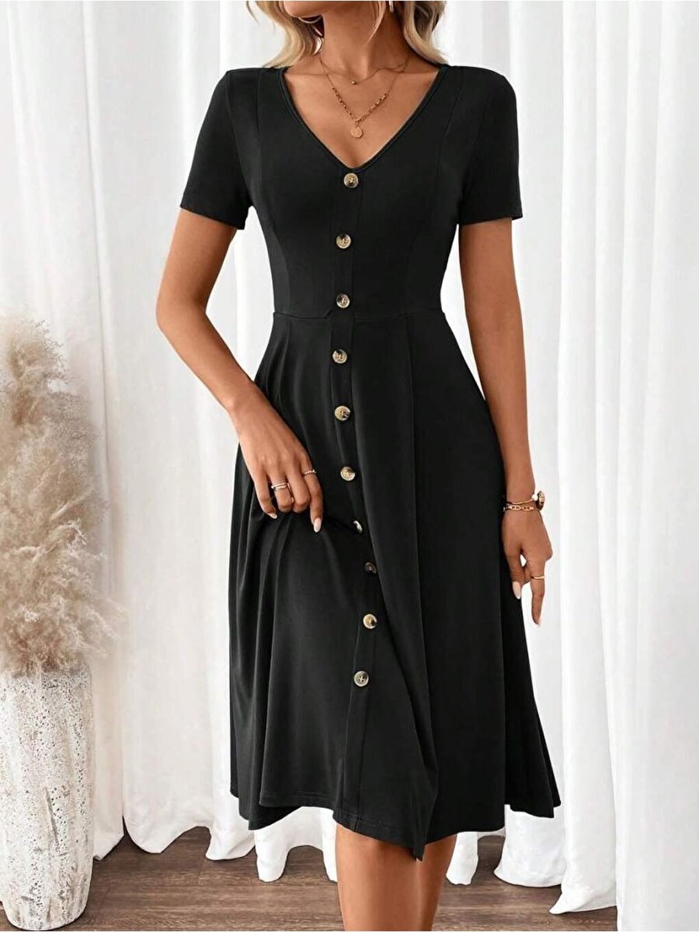Siyah Kadın Kısa Kollu V Yakalı önden Düğmeli A Kesim Dokuma Elbise-3