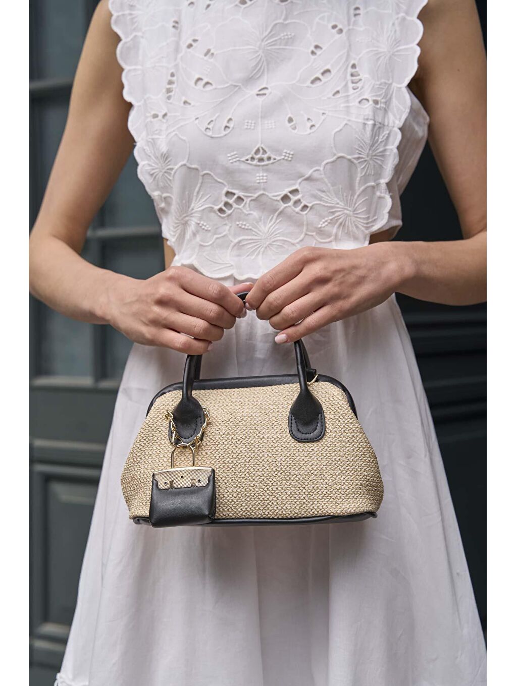 Hasır Dokulu Mini El Çantası Siyah-1