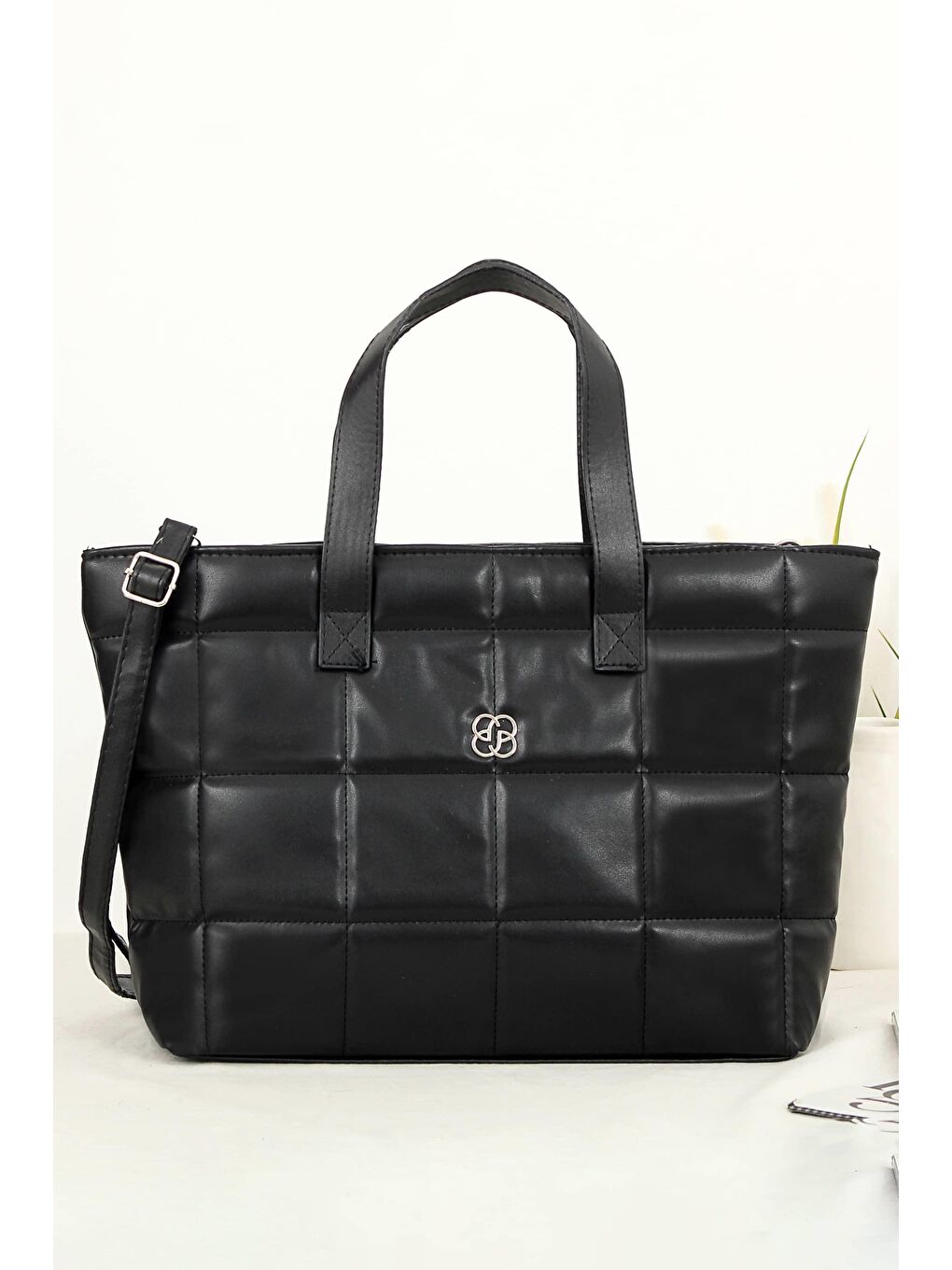 Siyah Nori Kare Nakışlı Shopper Kadın Omuz Çantası BP-4771O