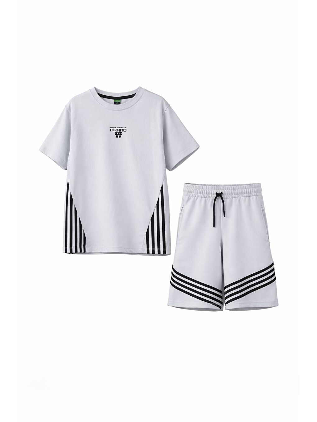 Gri Şerit Desenli Logolu Tişörtlü Erkek Çocuk Şortlu Takım 23781-2