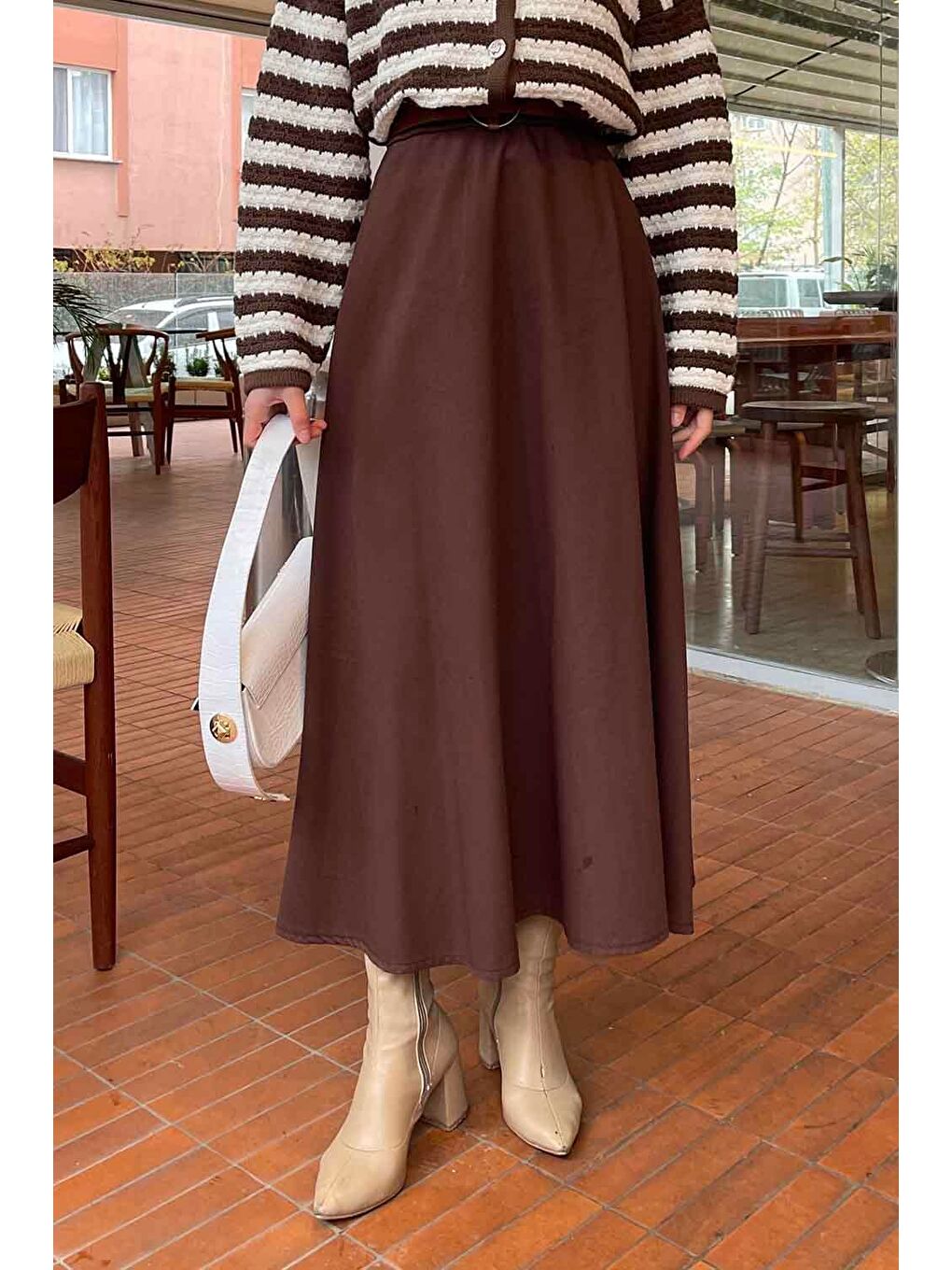 Kemer Detaylı Kloş Etek Acı Kahverengi