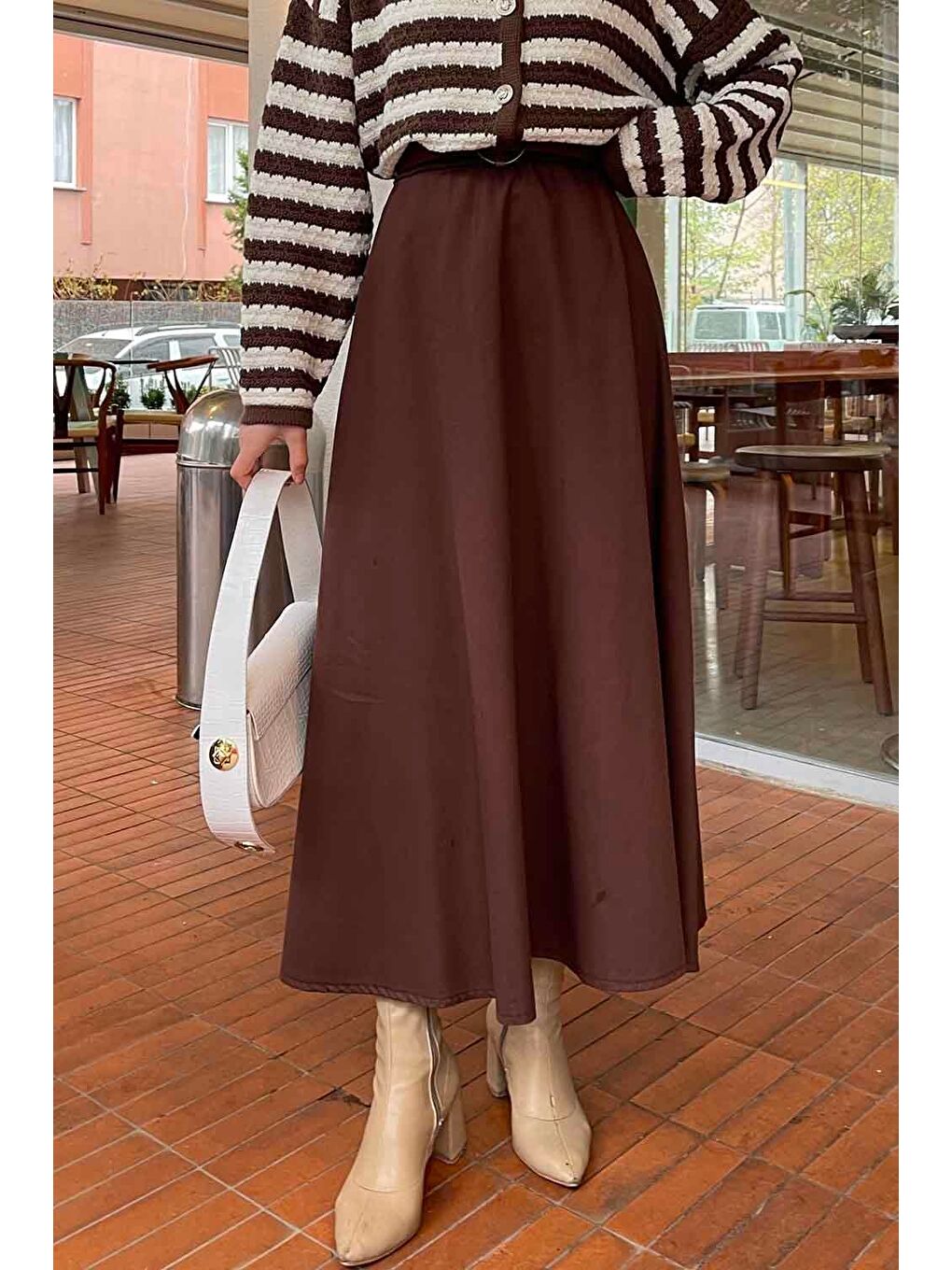 Kemer Detaylı Kloş Etek Acı Kahverengi-1
