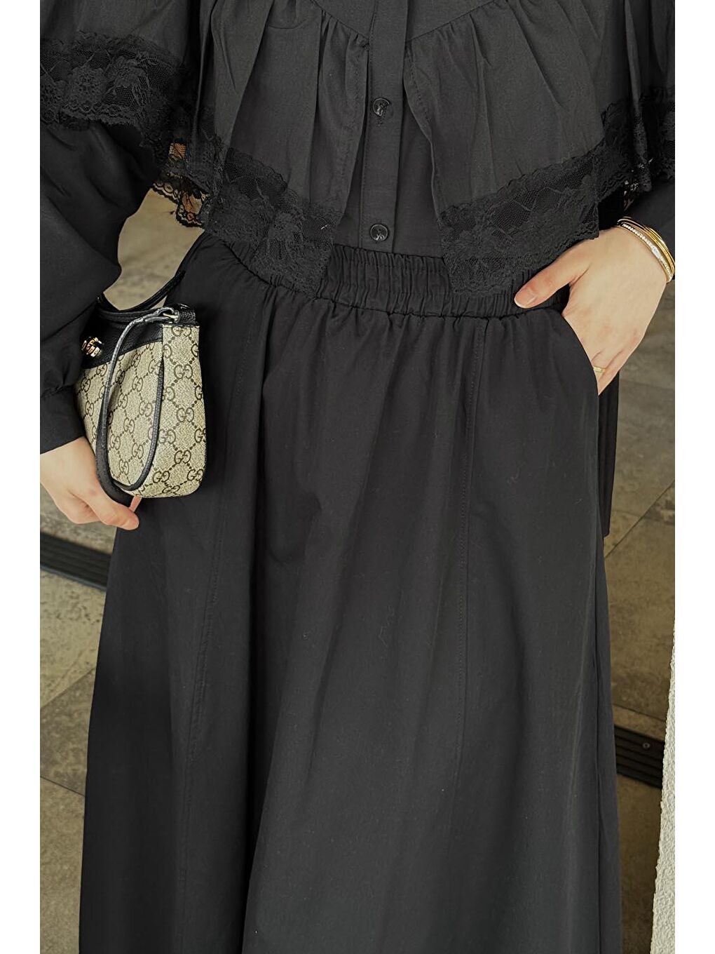 Kloş Tesettür Etek Siyah-2