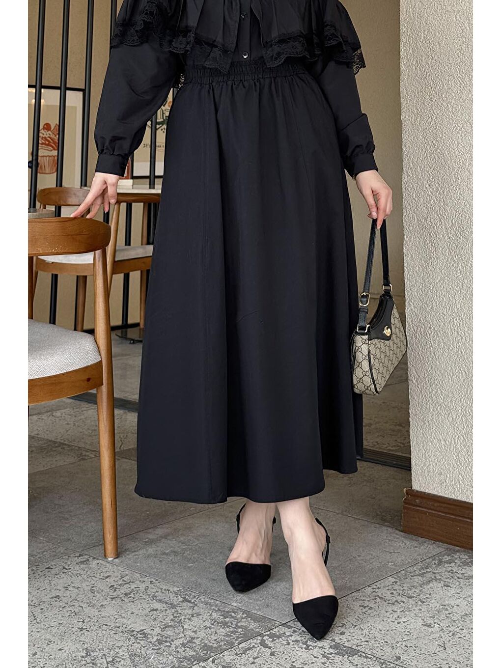 Kloş Tesettür Etek Siyah-3