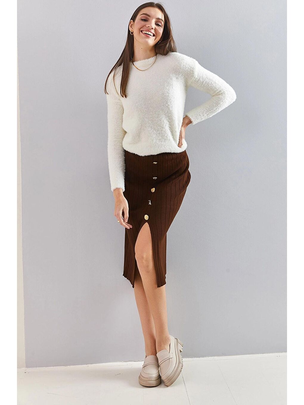 Kahverengi Kadın Düğmeli Triko Etek-3