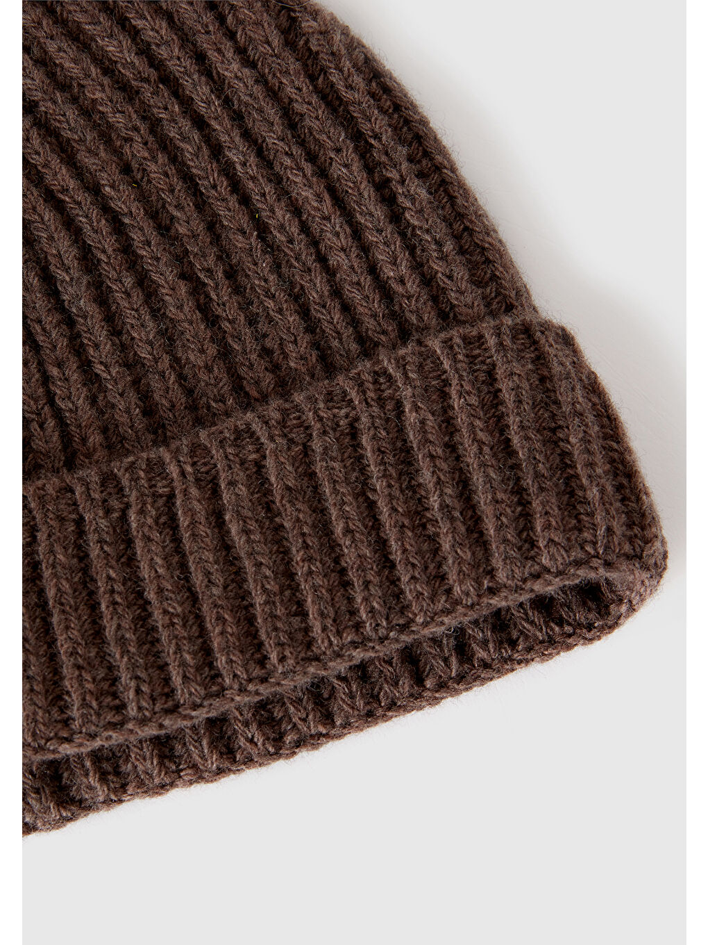 Kahverengi Erkek Sütlü Kahve Yünlü Bere-2