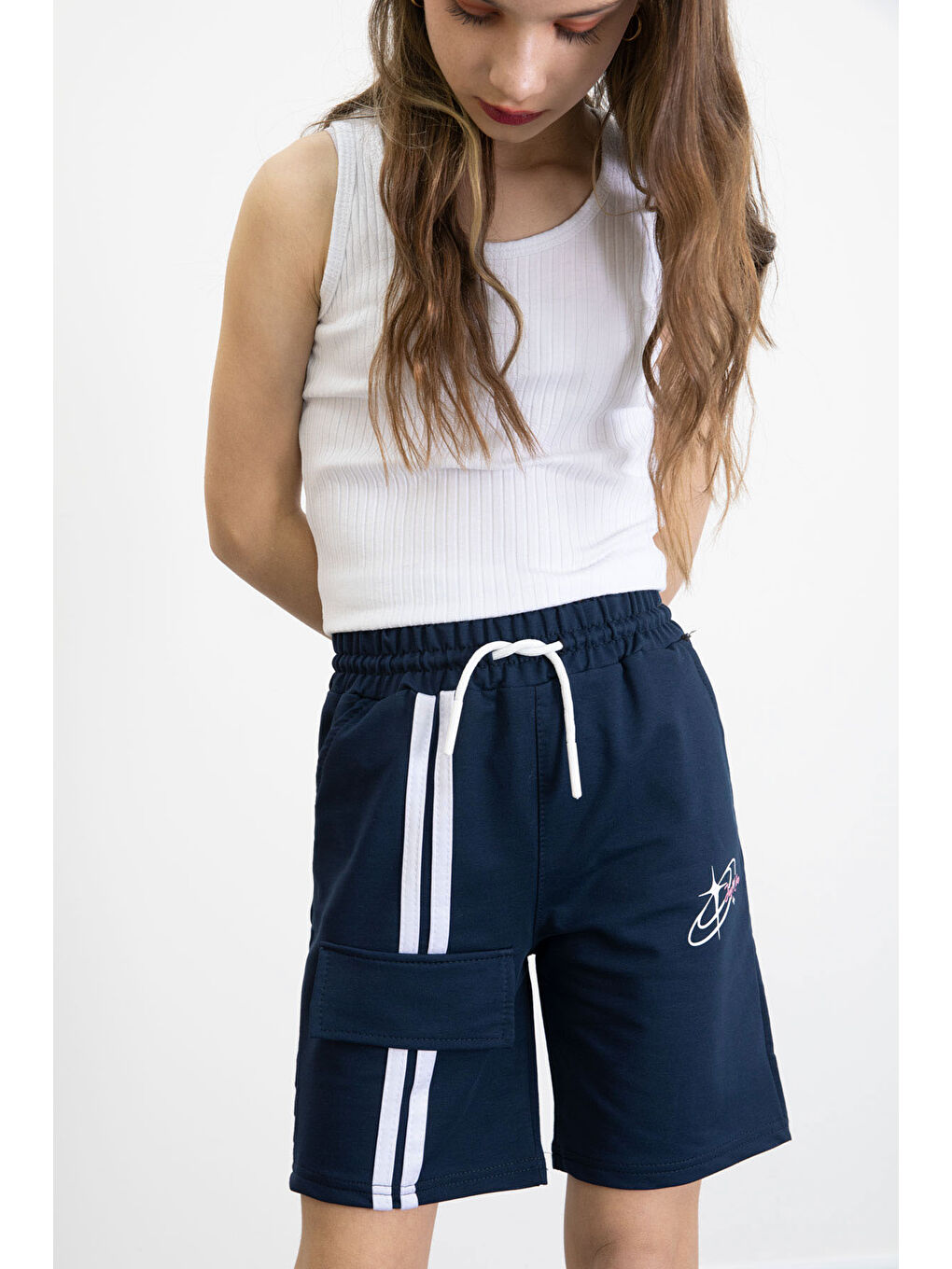 Lacivert Beli Lastikli Şerit Detaylı Kız Çocuk Şort 20748-1