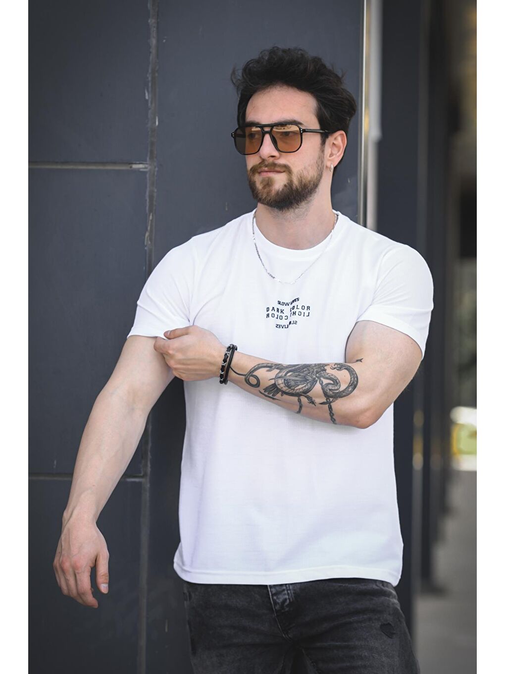 Beyaz Slow Lives Waffle Kumaş Bisiklet Yaka Baskılı Erkek Tshirt-1