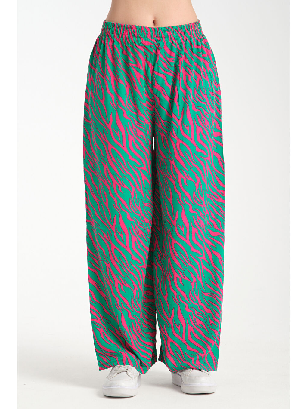 Fuşya Kadın Desenli Dökümlü Viskon Pantolon 1081