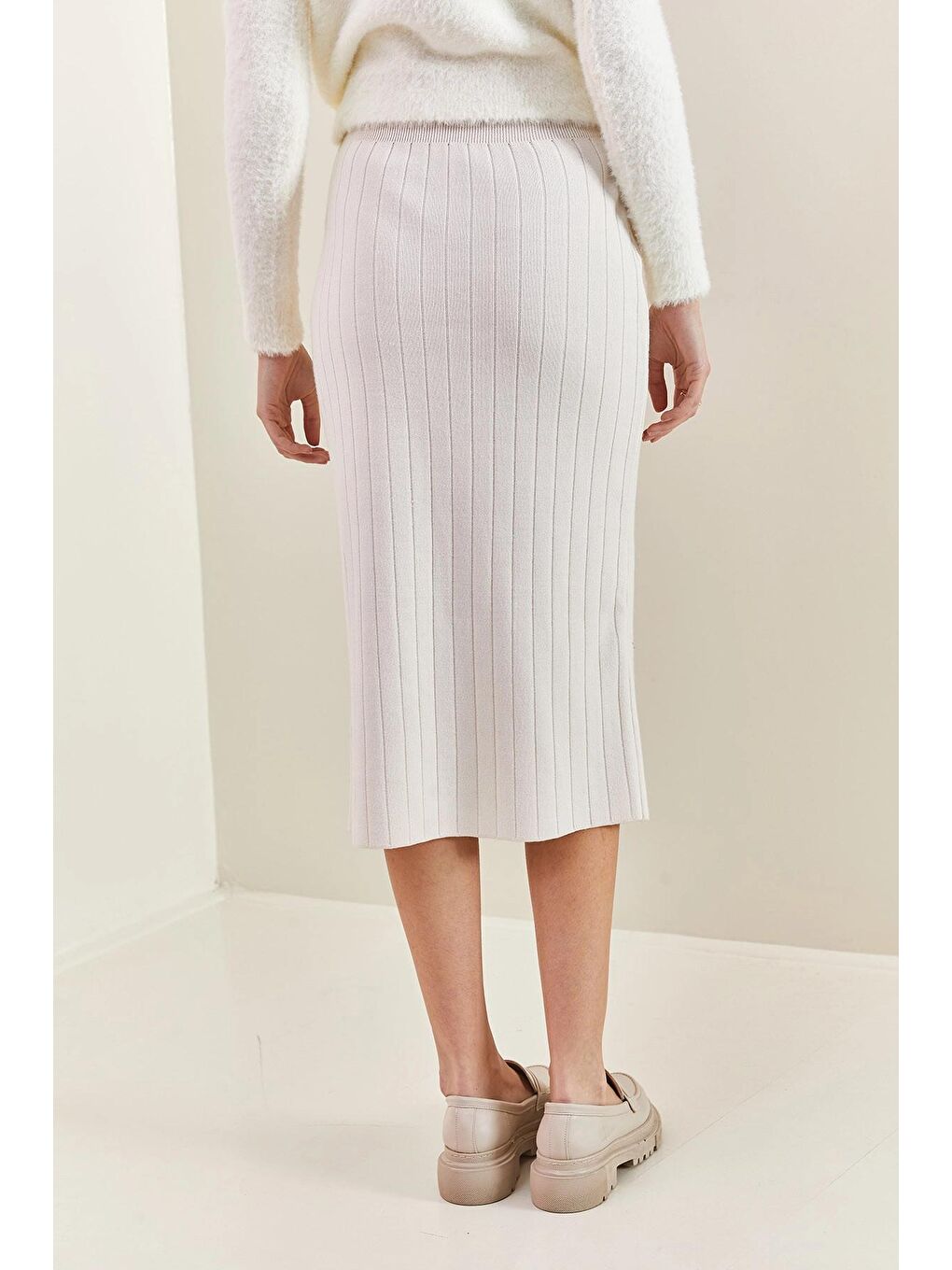 Ekru Kadın Düğmeli Triko Etek-1