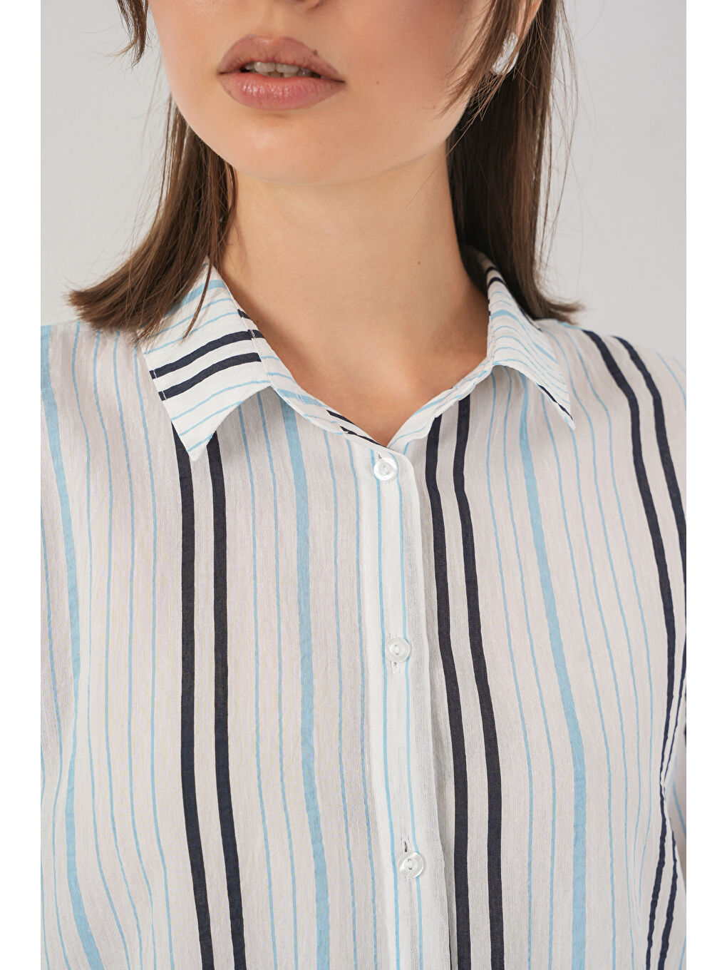 Kadın Çizgili Kısa Kol Gömlek 20345 - Açık Mavi-4