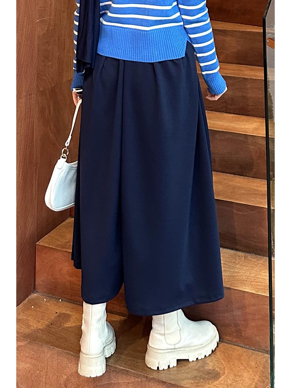 Önü Pileli Scuba Kumaş Lacivert-2