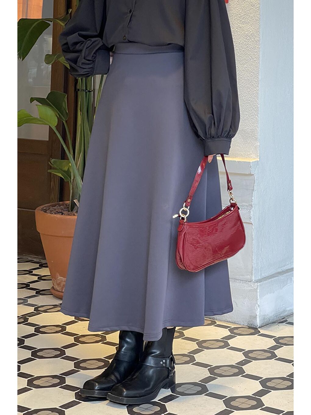 Gri Scuba Kumaş Kloş Etek Füme