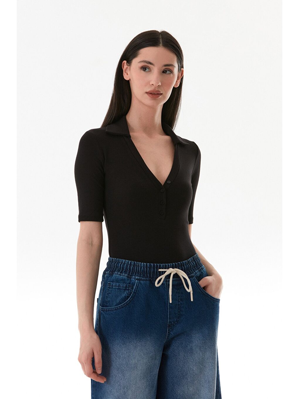 Siyah Basic Polo Yaka Çıtçıtlı Elastanlı Modal Body-1