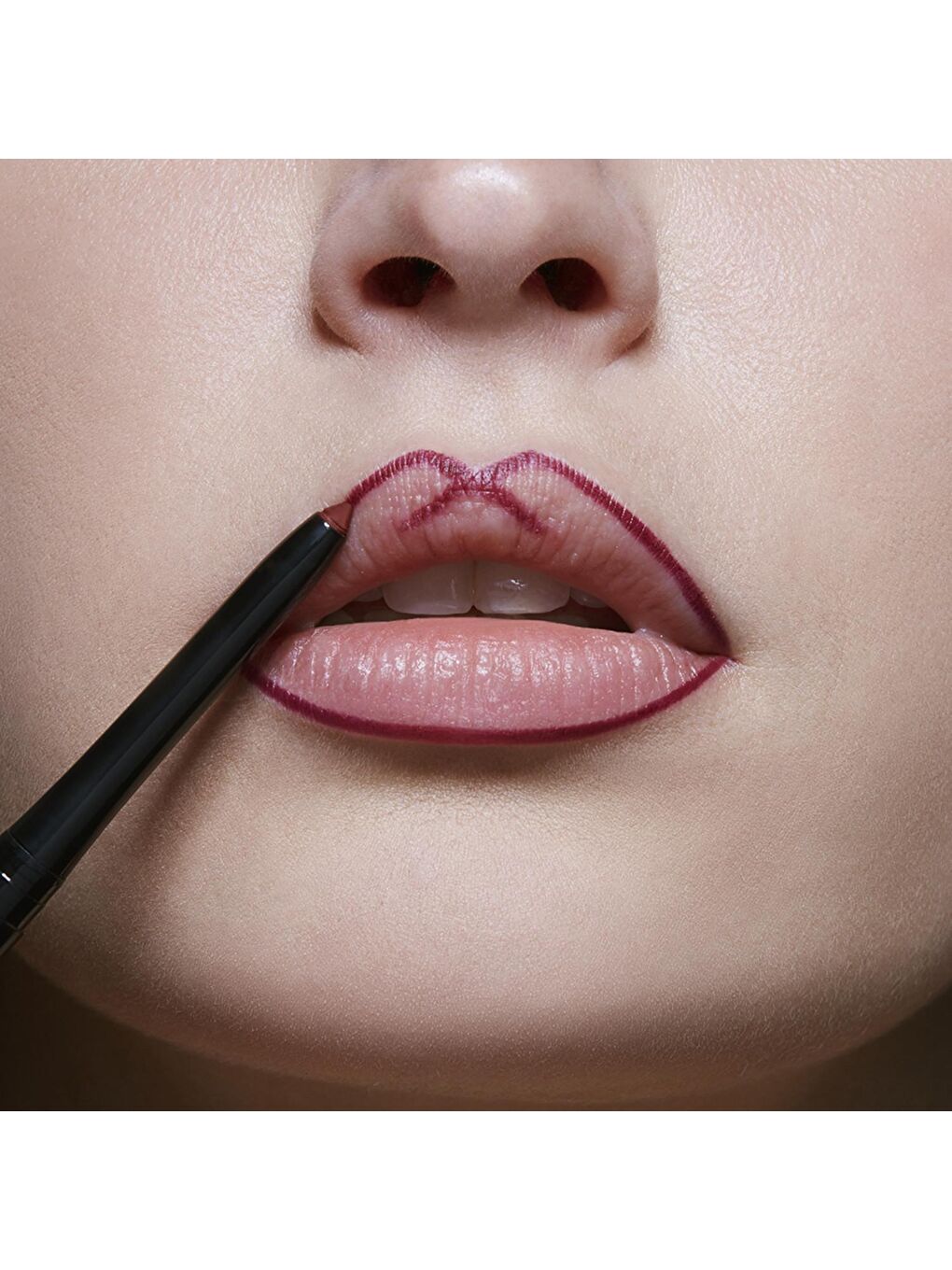 Color Sensational Dudak Kalemi - 92 Divine Wine (Koyu Kırmızı)-4