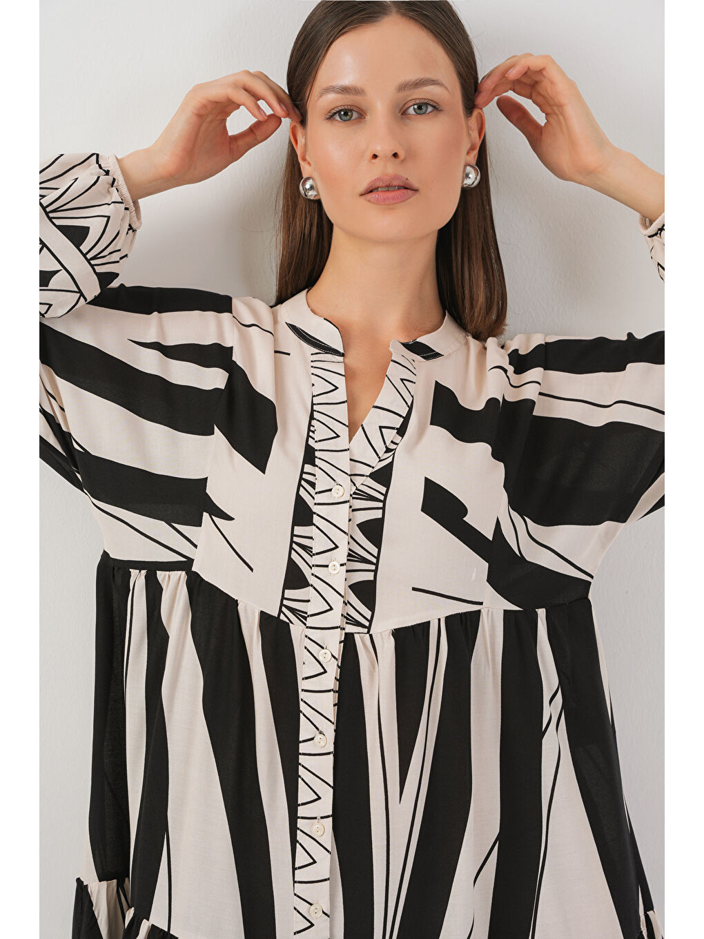 Kadın Desenli Uzun Tesettür Elbise 2585 - F. Siyah-1