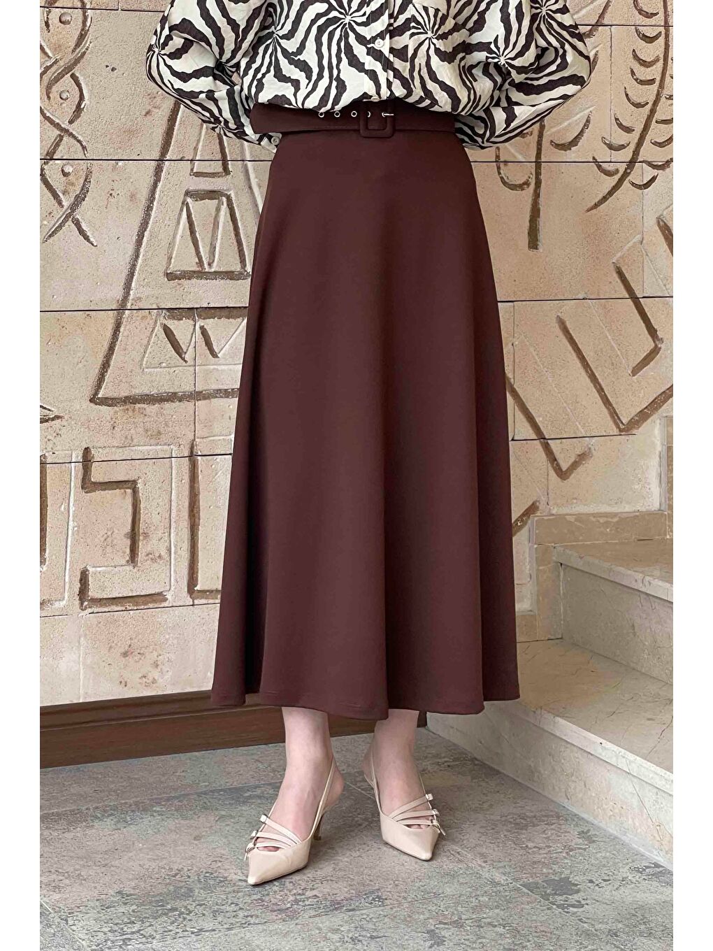 Kemer Detaylı Kloş Etek Kahverengi-2