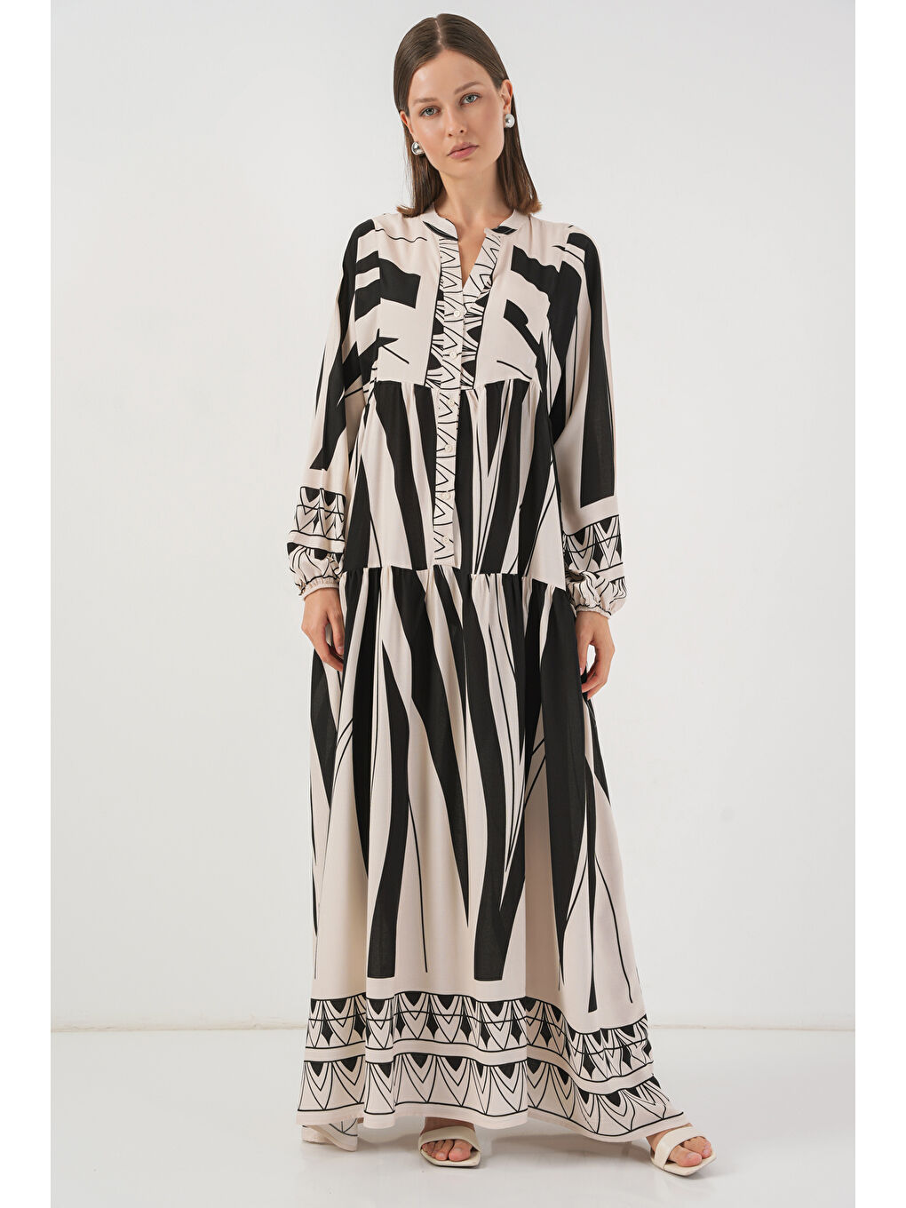 Kadın Desenli Uzun Tesettür Elbise 2585 - F. Siyah-2