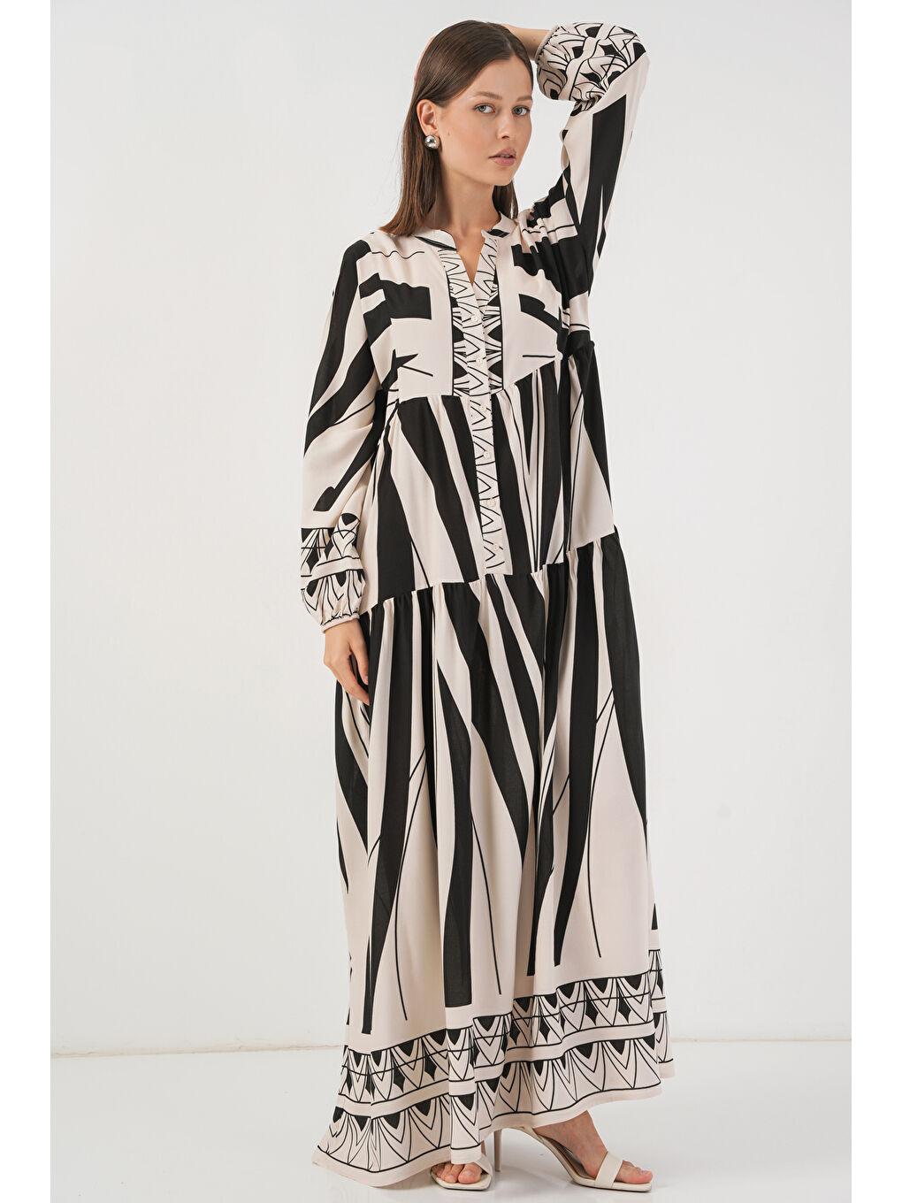 Kadın Desenli Uzun Tesettür Elbise 2585 - F. Siyah-3