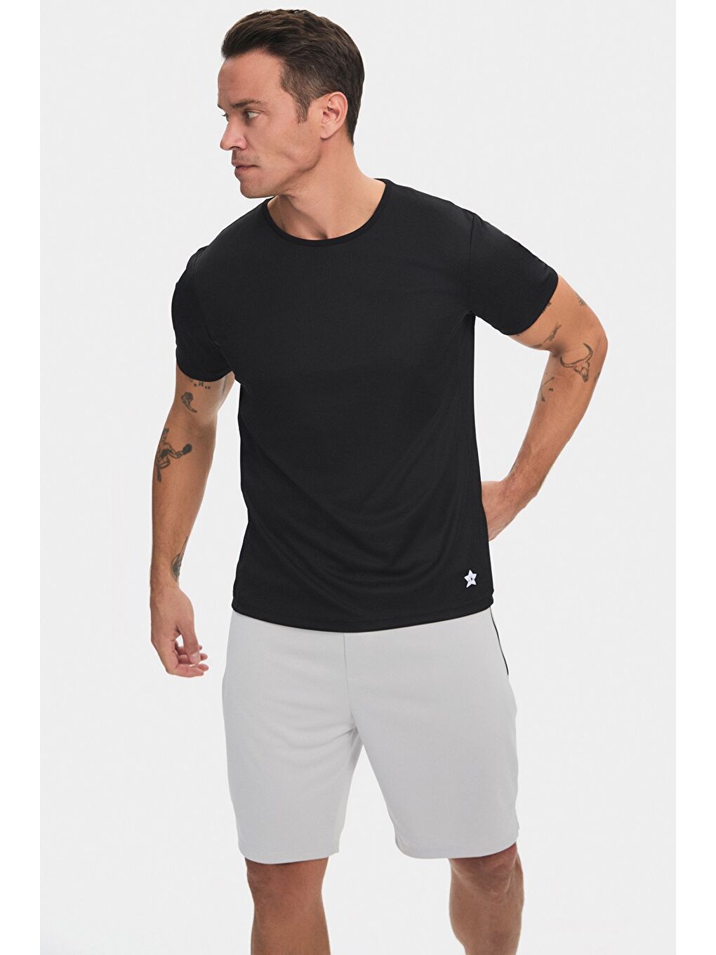 Siyah Erkek Slim Fit Sporcu Tshirt-3